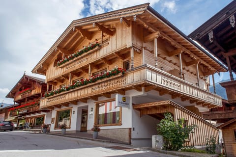 Facade/entrance, Summer