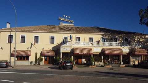 Property building, Day