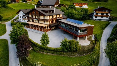 Property building, Day, Natural landscape, Bird's eye view, Garden, Garden view