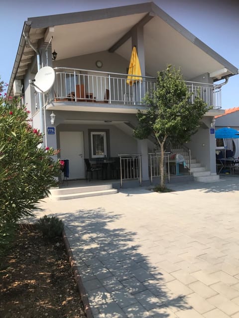 Patio, Garden
