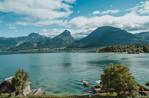 View (from property/room), Lake view, Mountain view