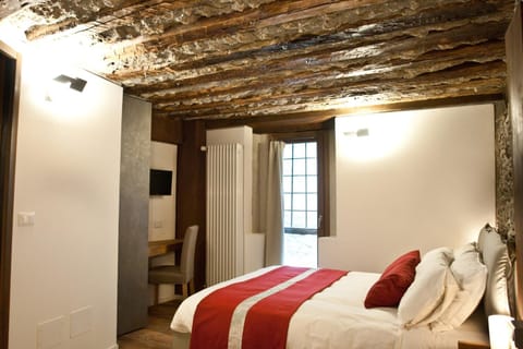 TV and multimedia, Bedroom