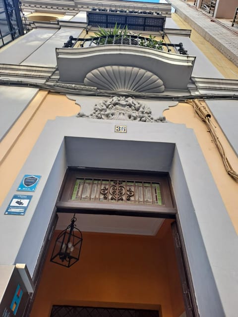 Property building, Day