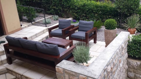 Balcony/Terrace, Seating area, Evening entertainment, Evening entertainment