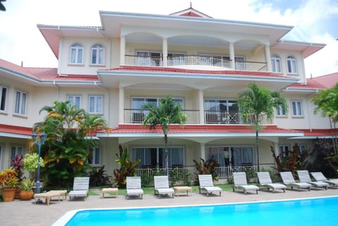 View (from property/room), Balcony/Terrace, Garden view