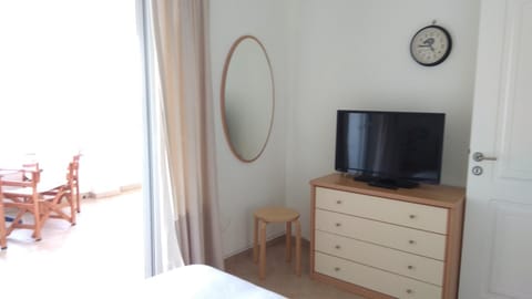 Linamare Eolos Apartment in Argolis, Greece