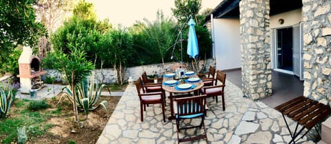 Patio, BBQ facilities, Balcony/Terrace, Dining area