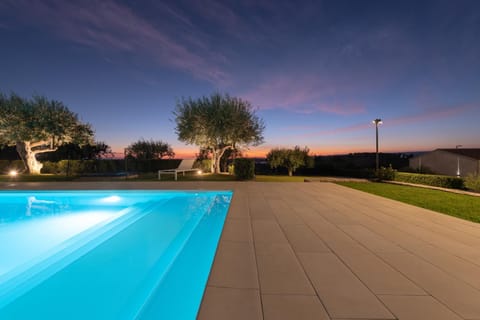 Pool view, Swimming pool, Sunset