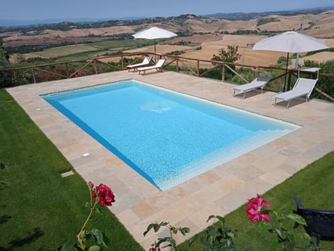 LA CASA DI CHIANNI La Pieve Apartment in Tuscany