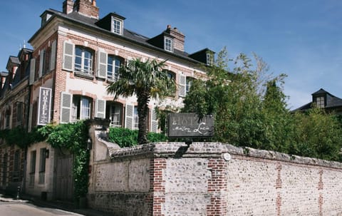 La Maison De Lucie Hotel in Honfleur