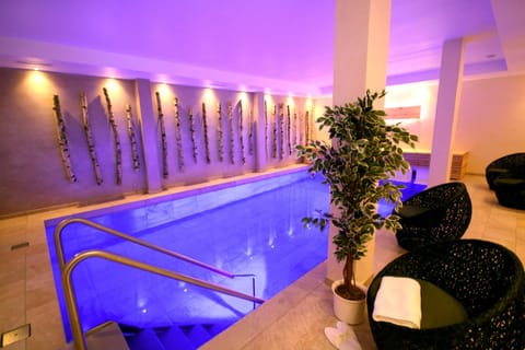 Spa and wellness centre/facilities, Swimming pool
