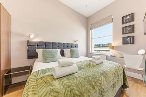 Living room, Photo of the whole room