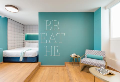 Bed, Living room, Area and facilities