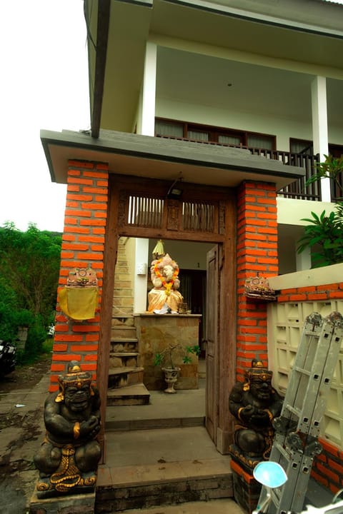 Amed Sunset Beach Hotel in Abang