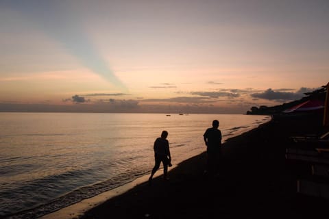 Amed Sunset Beach Hotel in Abang