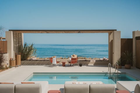 Day, Natural landscape, View (from property/room), Balcony/Terrace, Seating area, Pool view, Sea view, Swimming pool