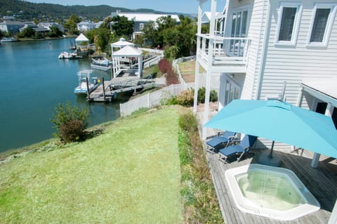 Leeward Reach House in Knysna