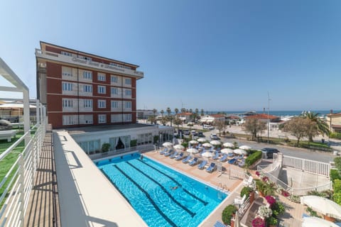 Sea view, Swimming pool