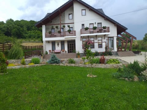 Property building, Property building