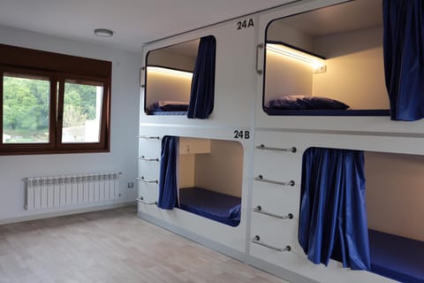 bunk bed