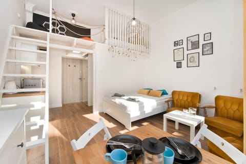 Living room, Dining area, Bedroom