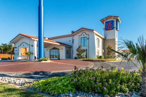 Property building, On site