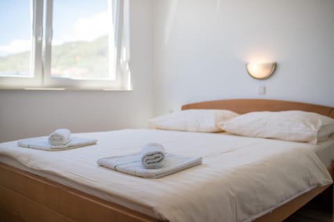 Bed, Decorative detail, Bedroom