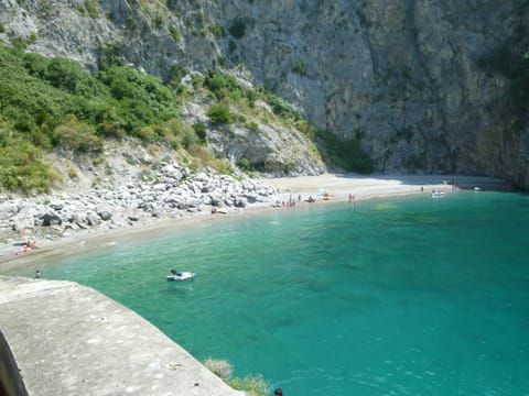 Bella Baia Campsite Luxury tent in Campania