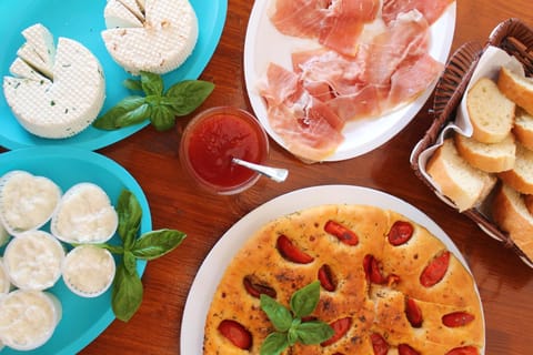 Food and drinks, Food, Breakfast, Buffet breakfast