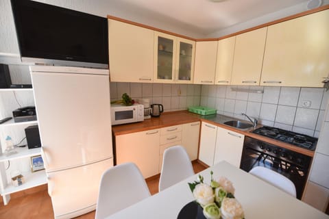 Apartment TinaTeo, Gajac Apartment in Novalja