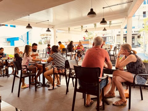 Villa White Hotel in Ksamil