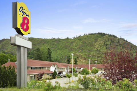 Property building, On site