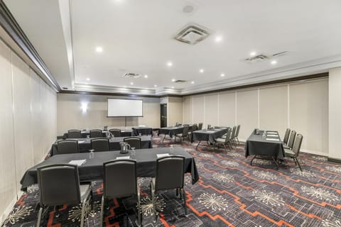 Meeting/conference room