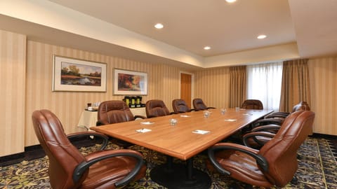 Meeting/conference room