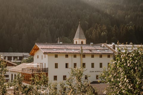 Property building, Natural landscape, Summer
