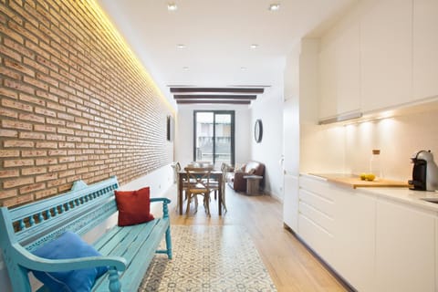 TV and multimedia, Balcony/Terrace, Kitchen or kitchenette, Living room, Dining area