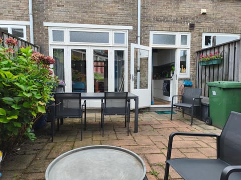 Charming Family Home House in Delft