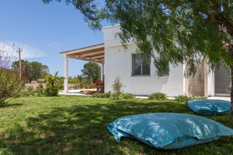 Facade/entrance, Garden, Floor plan, Garden view