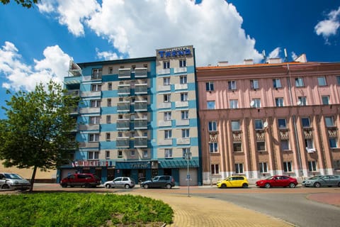 Property building, Facade/entrance