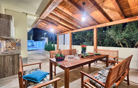 Patio, Night, Balcony/Terrace, Kitchen or kitchenette, Pool view