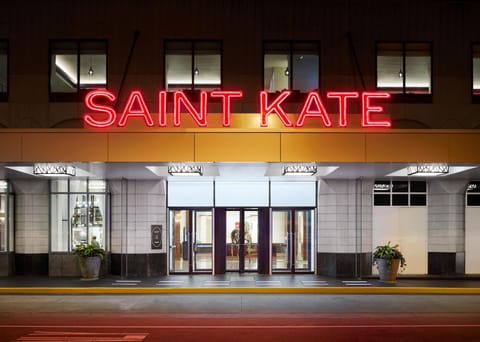 Property building, Facade/entrance, Property logo or sign