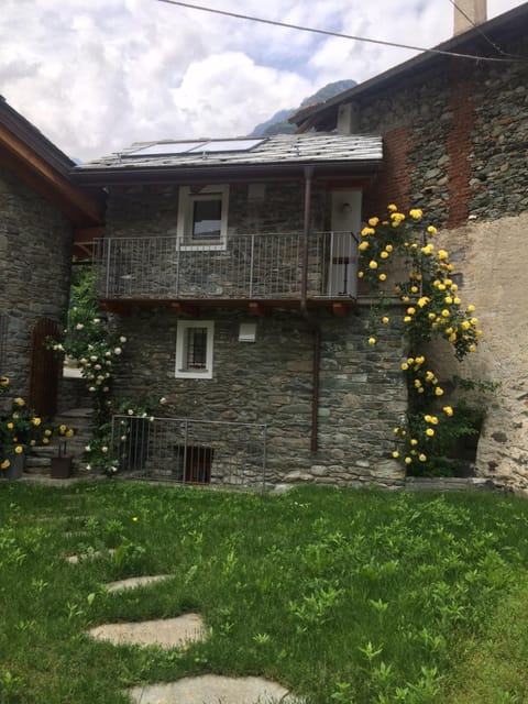 Property building, Garden