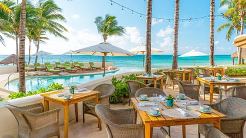 Property building, Restaurant/places to eat