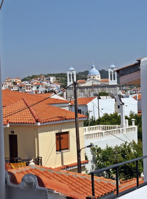 Neighbourhood, Balcony/Terrace, Landmark view