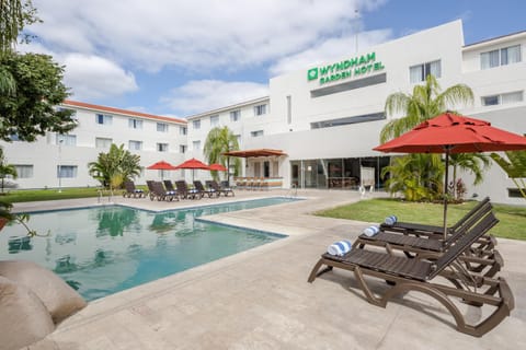 Patio, Garden, Swimming pool