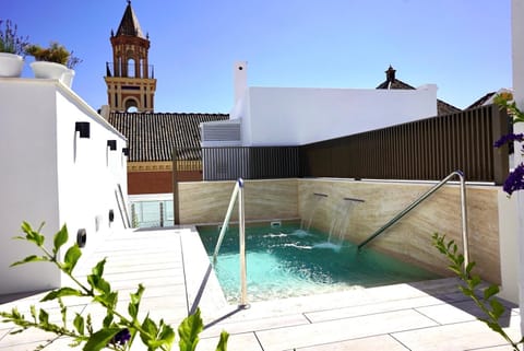 Pool view, Swimming pool