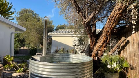 Hot Tub, Garden view