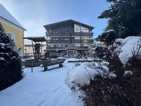 Property building, Winter