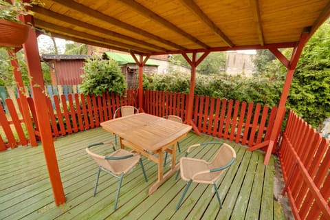 Spring, Summer, BBQ facilities, Garden, Balcony/Terrace