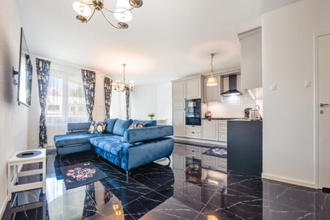 Kitchen or kitchenette, Living room, Seating area